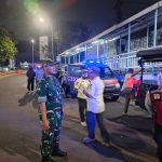 Patroli Polsek Pulo gadung dan Koramil 04/Pulogadung Sinergi Aparat dan Warga Jaga Kondusivitas Wilayah Hukum Pulogadung