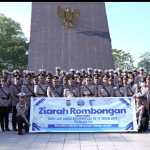Sambut Hari Lalu Lintas Bhayangkara ke-71, Ditlantas Polda Sultra Gelar Tradisi Ziarah ke TMP Watubangga