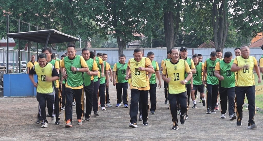 Polres Pasuruan Kota Tingkatkan Kesiapan Personel melalui Tes Kesamaptaan Jasmani Rutin