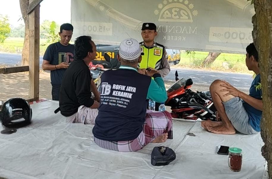 Hadir dan Menyapa, Polsek Rejoso Perkuat Kamtibmas melalui Patroli Dialogis