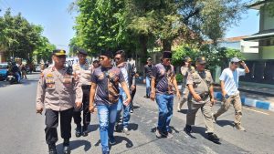 Kedepankan Pelayanan Humanis, Polres Pasuruan Kota Kawal Dan Amankan Aksi Damai Aliansi LSM Poros Tengah