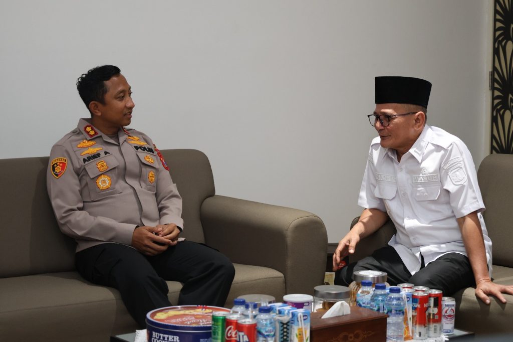 Perkokoh Sinergitas Dan Soliditas, Kapolres Pasuruan Kota Silaturahmi Dengan Unsur Forkopimda Kabupaten Pasuruan