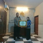 Polsek Grati Terima Penghargaan Atas Dukungan Terhadap Dunia Pendidikan