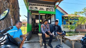 Polisi Bersama Masyarakat, Polsek Nguling Hadir Menyapa Masyarakat Bangun Sinergitas Kamtibmas