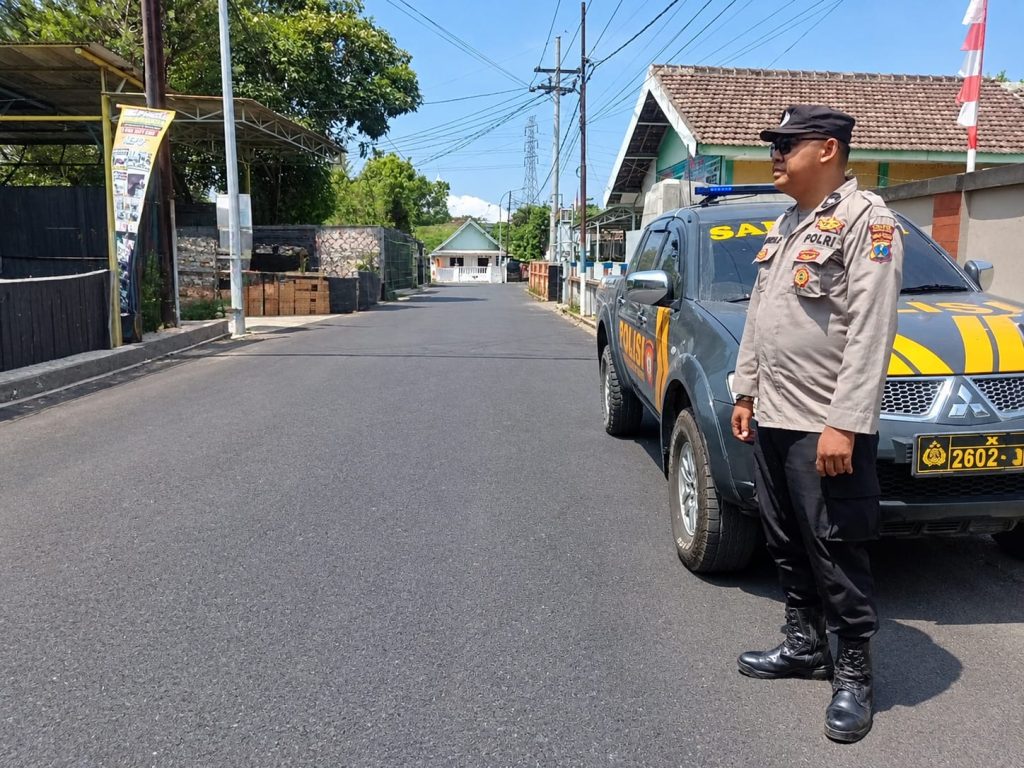 Patroli Akhir Pekan Polsek Keboncandi, Tingkatkan Kamtibmas Aman dan Kondusif