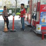 Antisipasi Kerawanan di Tengah Kelangkaan Solar, Polsek Pohjentrek Intensifkan Patroli SPBU