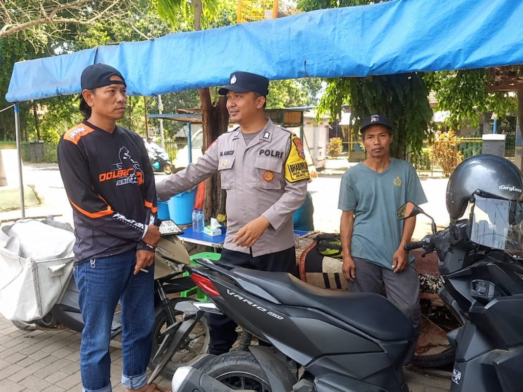 Patroli Dialogis Polsek Grati, Teruskan Semangat Polisi Bersama Masyarakat