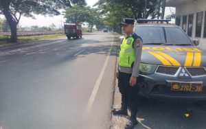 Patroli Siang Hari Polsek Rejoso, Tingkatkan Stabilitas Kamtibmas Kewilayahan