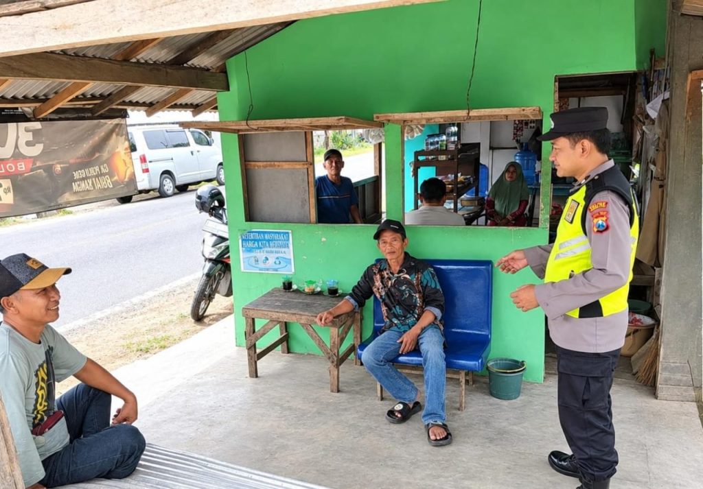 Patroli Dialogis Polsek Rejoso, Komitmen Polri Hadir Ditengah Masyarakat